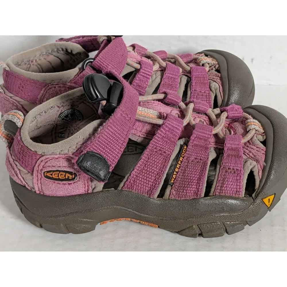 KEEN Newport H2 Girls Youth Size 8 Purple Waterproof Hiking Water Sandals